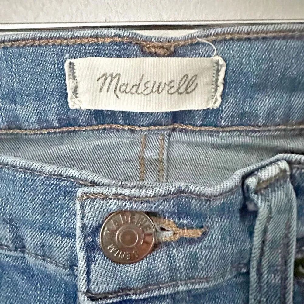 MADEWELL | 9" High-Rise Skinny Jeans Distressed-Hem Edition | Size 28 / 6 - Picture 5 of 9
